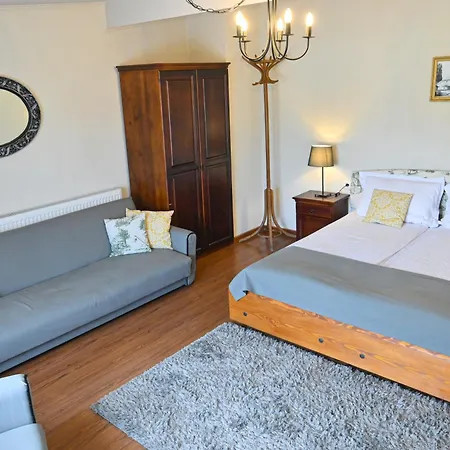 Pensjonat Klecherova House 2*