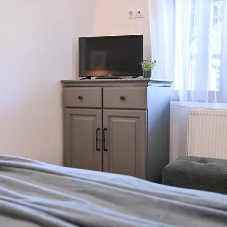 клечерова къща 2*