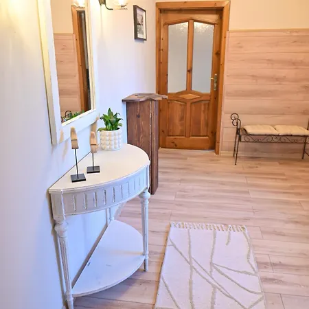 Klecherova House バンスコ
